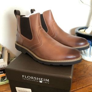 Men’s slip-on Boots. Light weight. Cognac sz 10.5